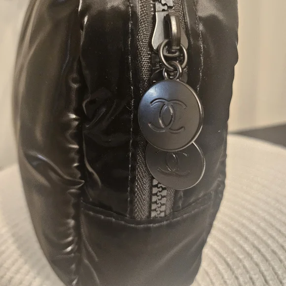 CHANEL Black Nylon Toiletry Pouch With Handles - Picture 3 of 5